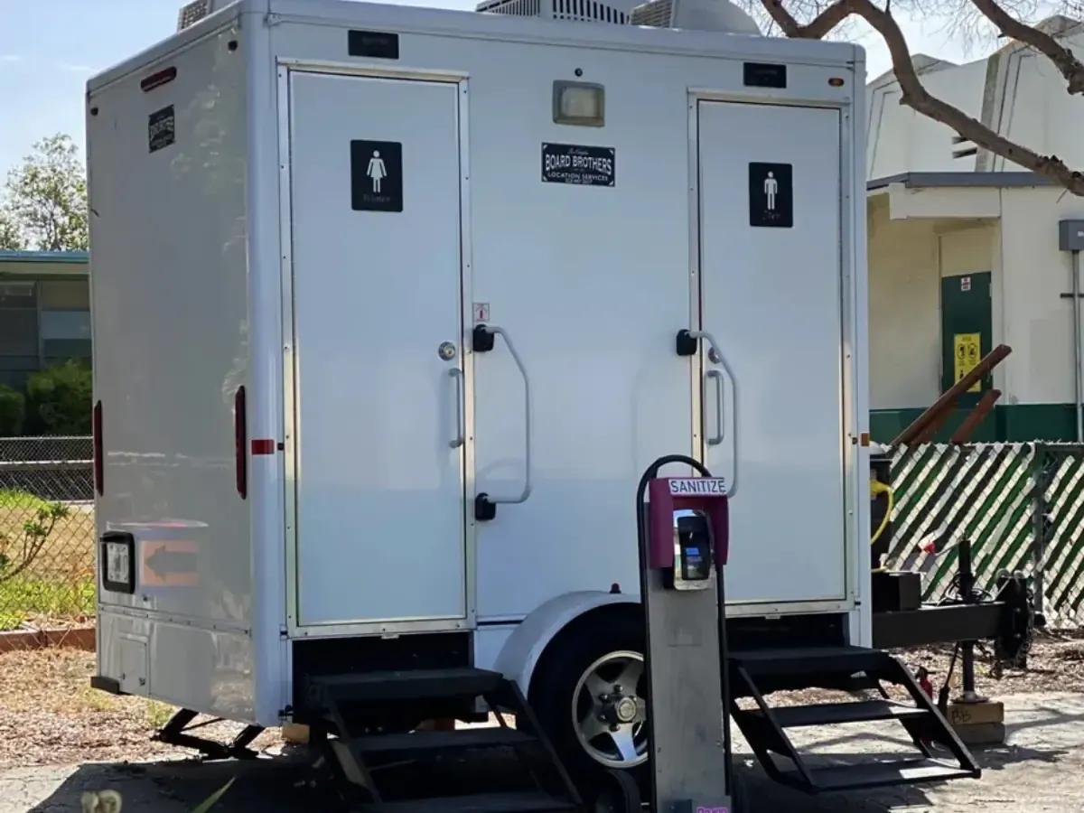 Porta John Rental in Dearborn Heights, MI