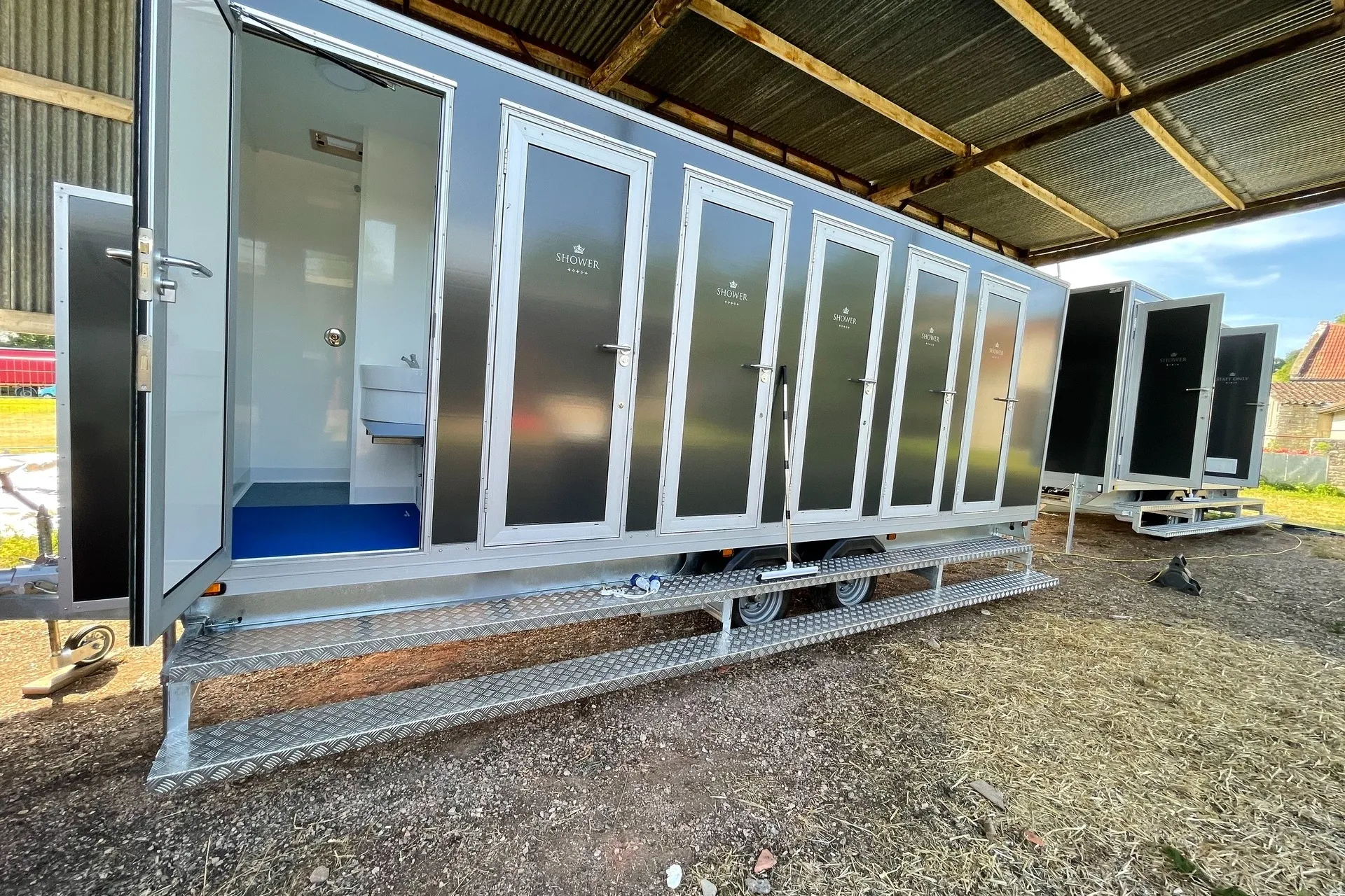 Shower Trailer Rental in Dearborn Heights, MI